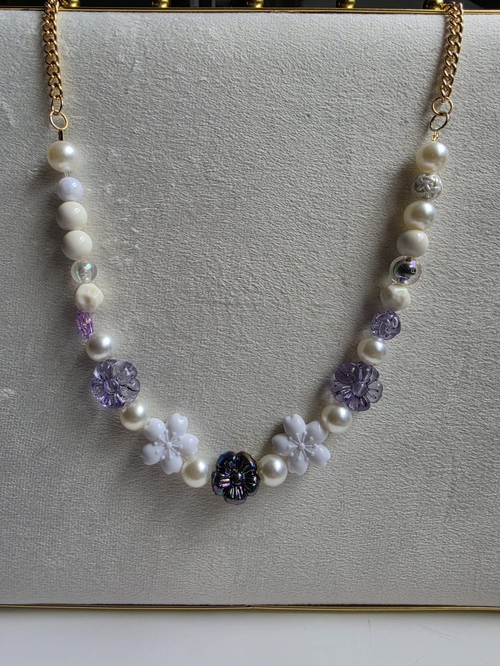 Lavender & White Floral Pearl Statement Necklace - Unbranded - Picture 7 of 9